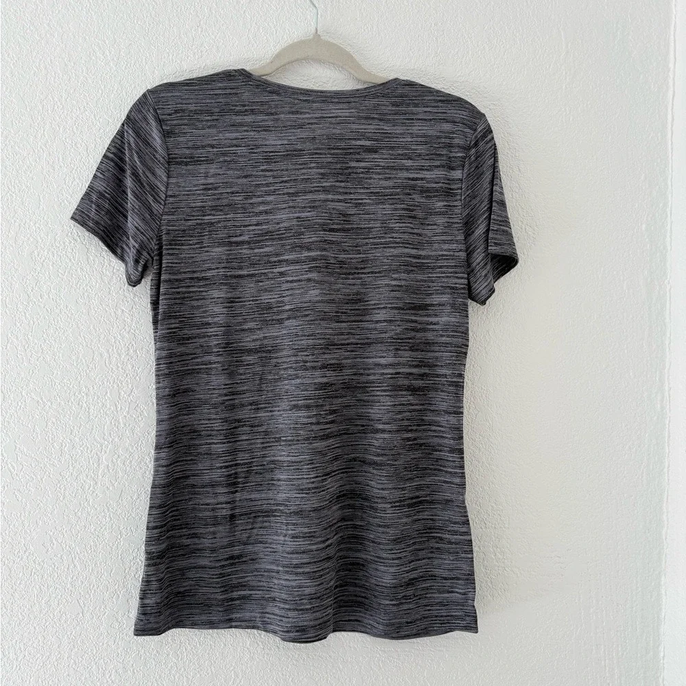 Nike Women's Gray Oregon Ducks T-Shirt size Small
